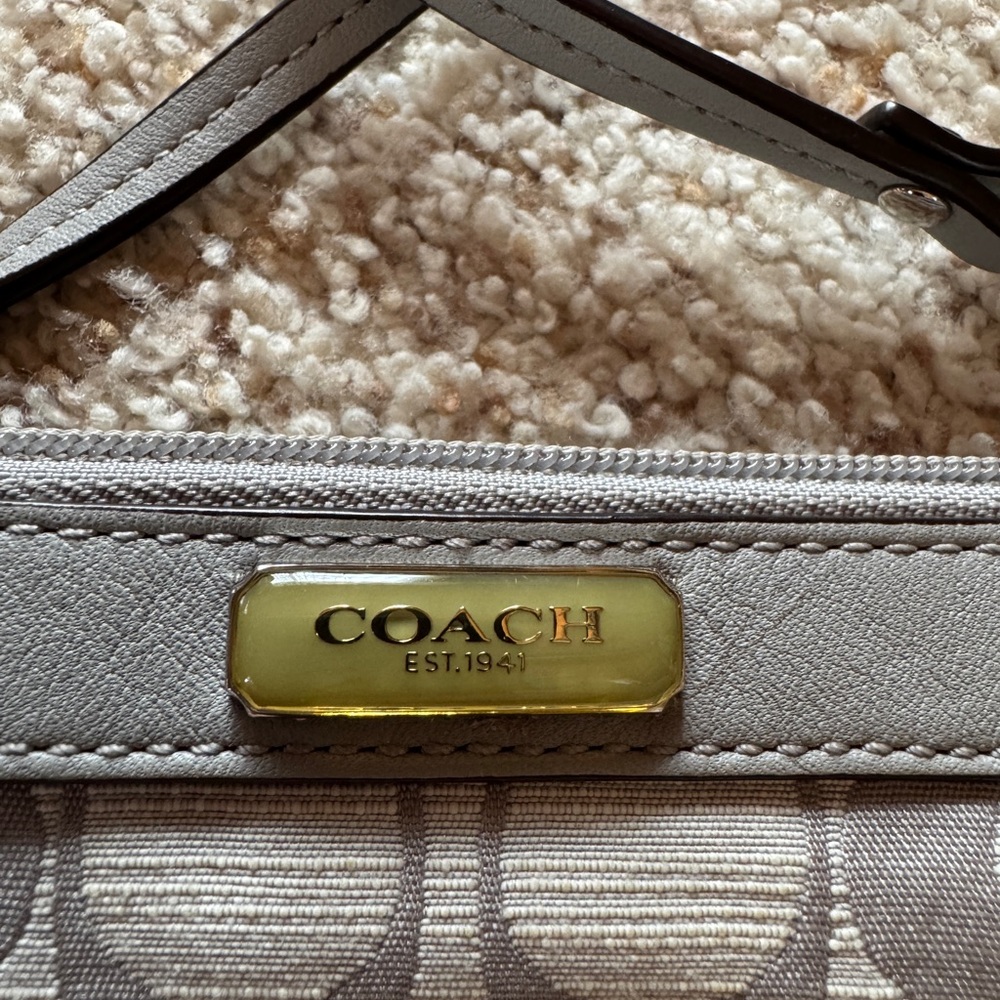 Coach Gray Circular Pattern Wristlet - image 3